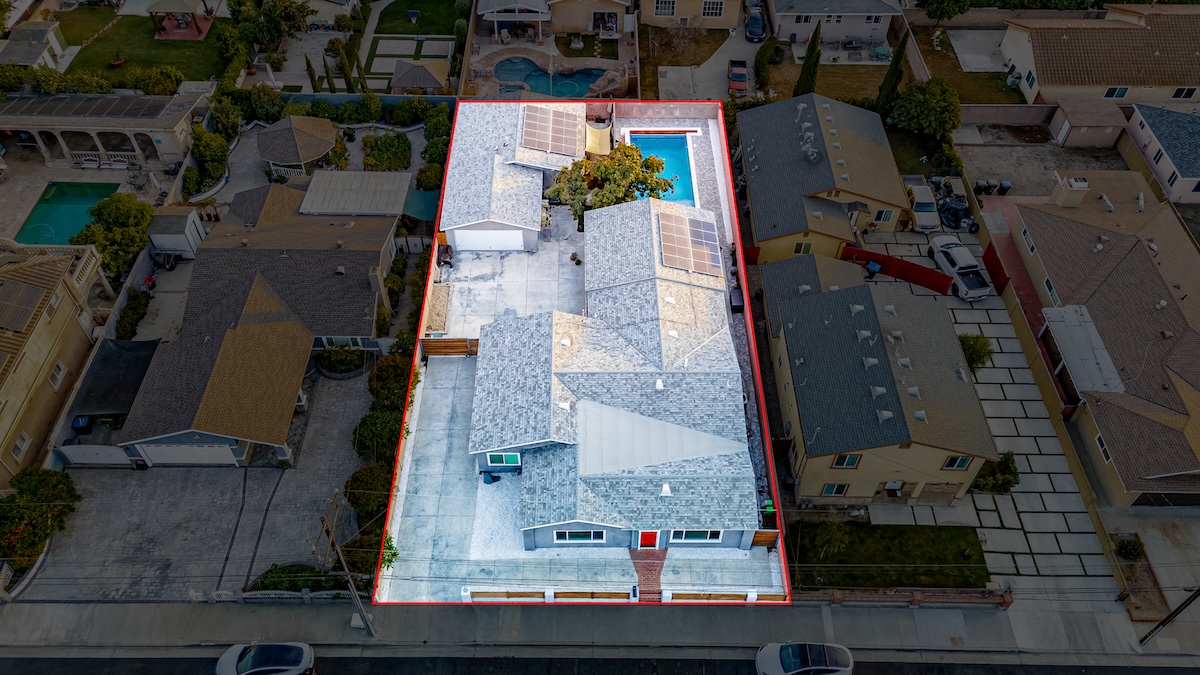 11432  Elizabeth St.