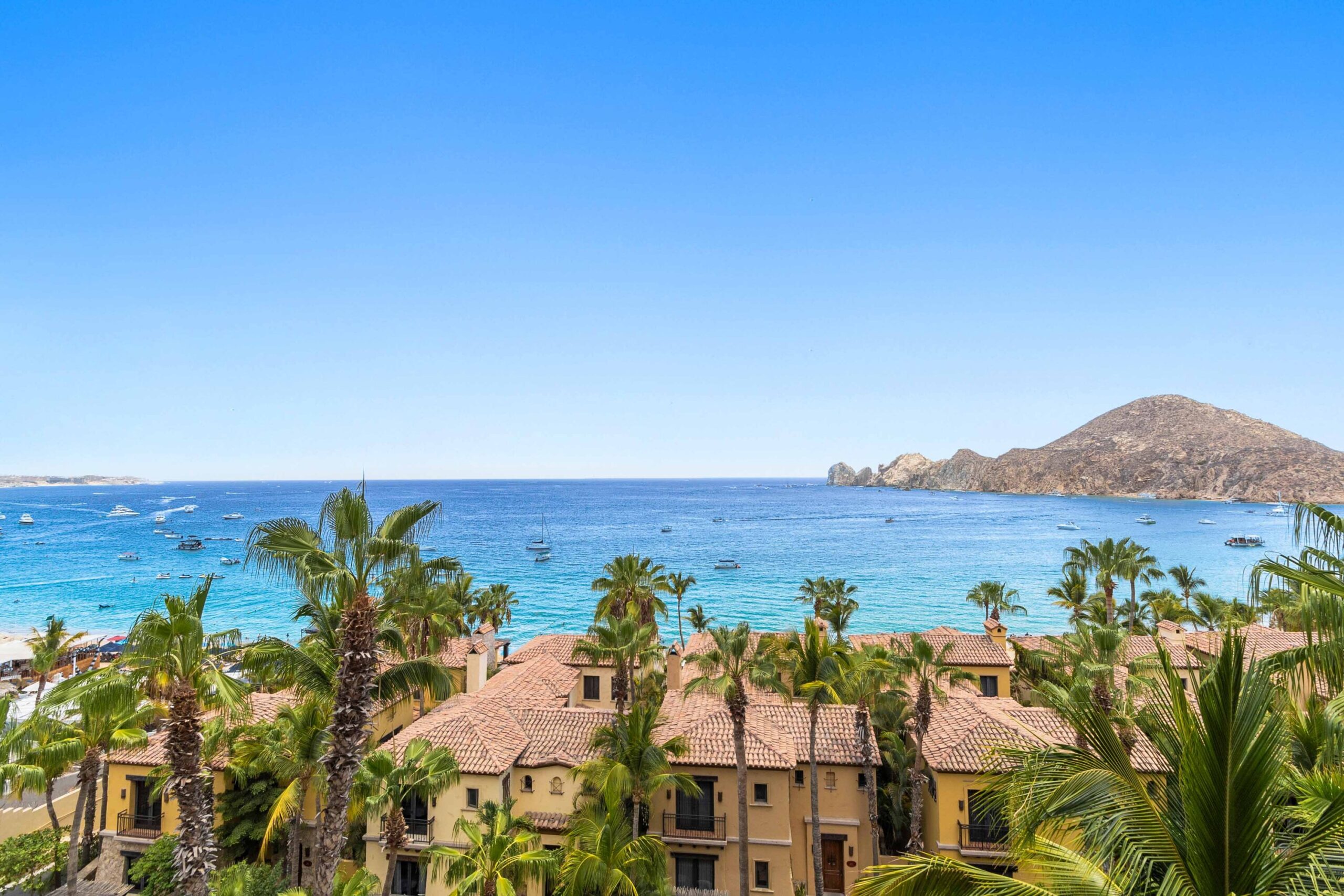 Residence 1-403, Hacienda Beach Club