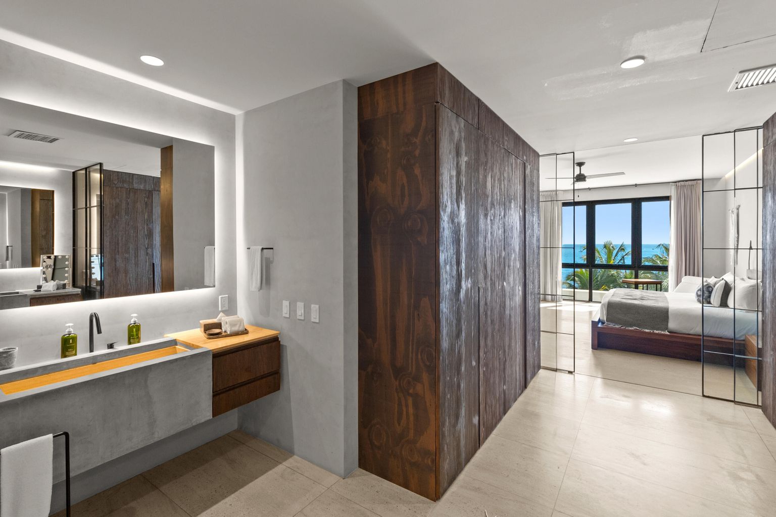 Residence 7-302 Hacienda Beach Club Phase 2