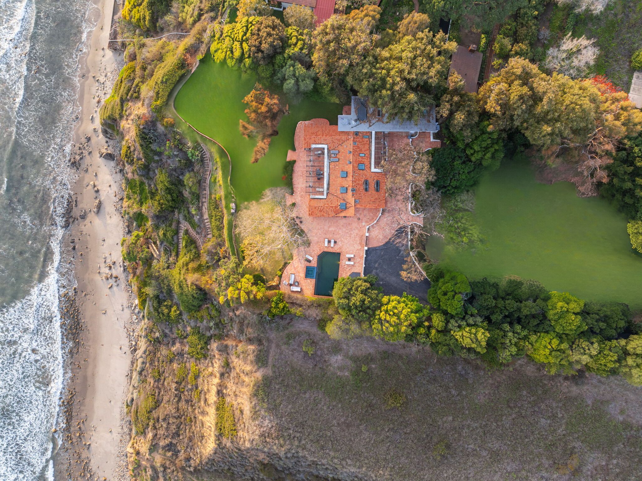 Residential for sale in Malibu, California, 31724C1760329106997