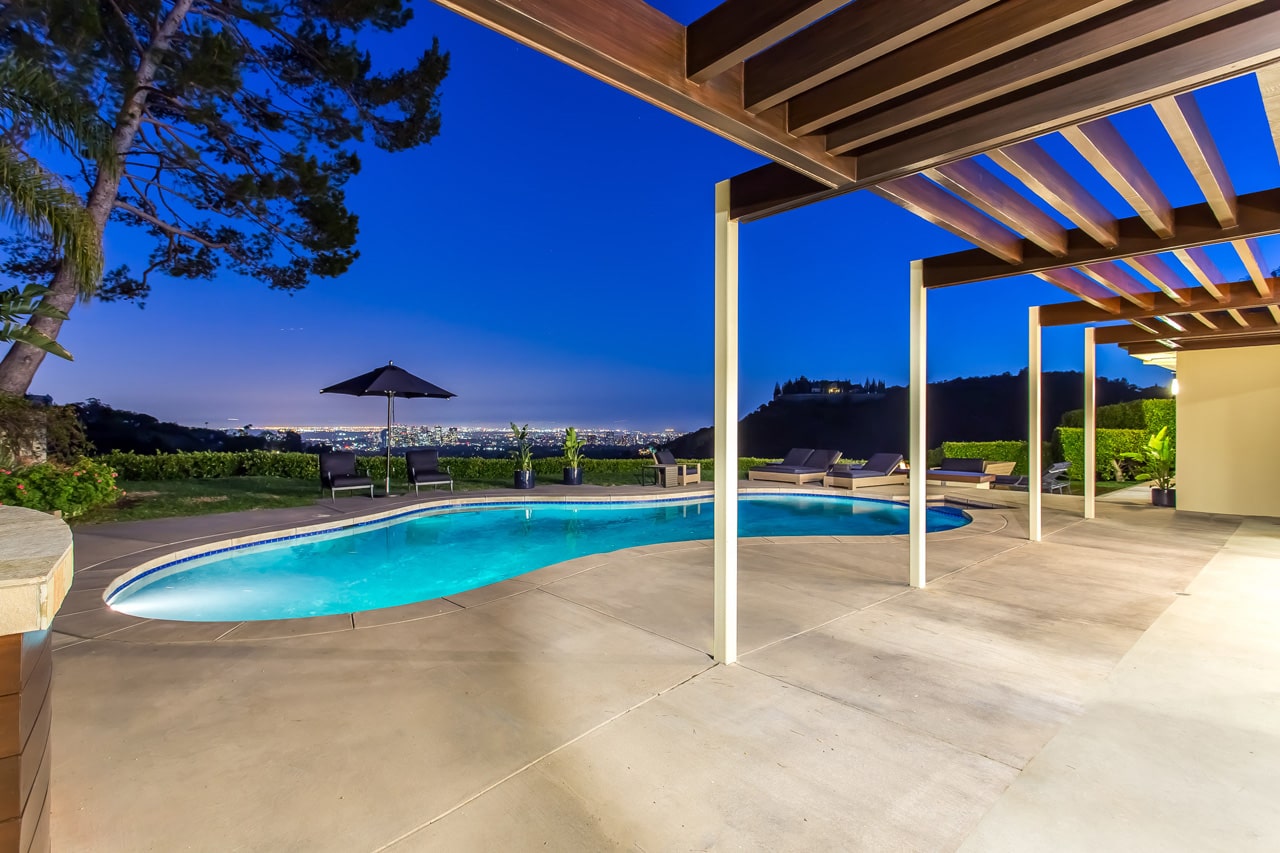 9222  Anthony Pl