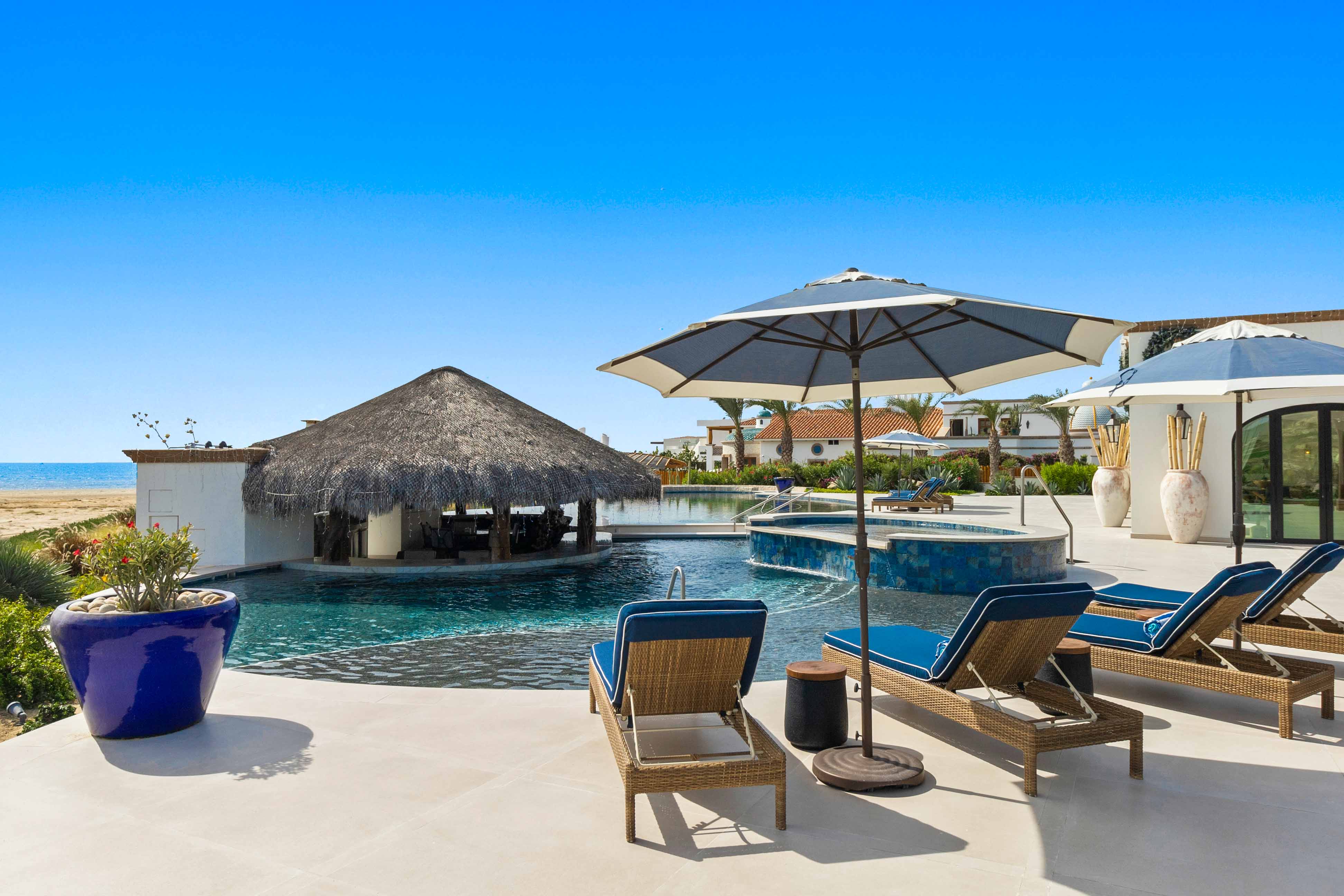 13/14  Diamante Beach Estates, Diamante Blvd.