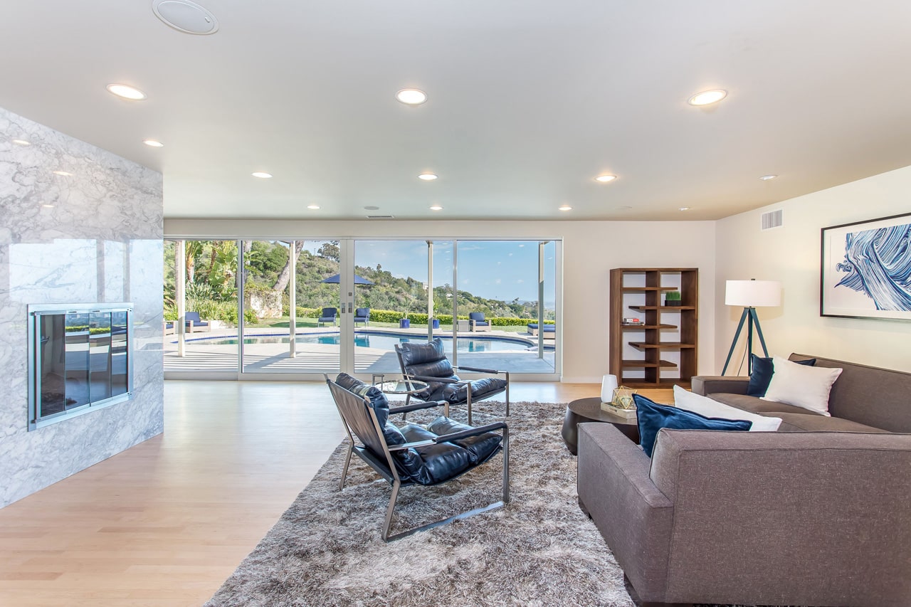 9222  Anthony Pl