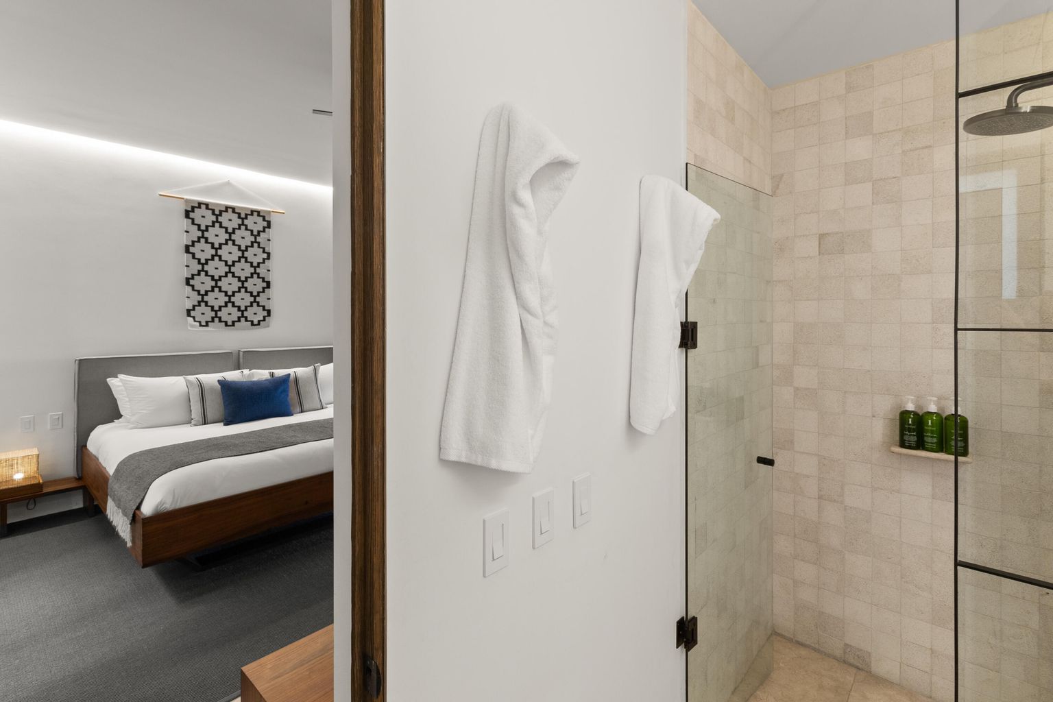 Residence 7-302 Hacienda Beach Club Phase 2