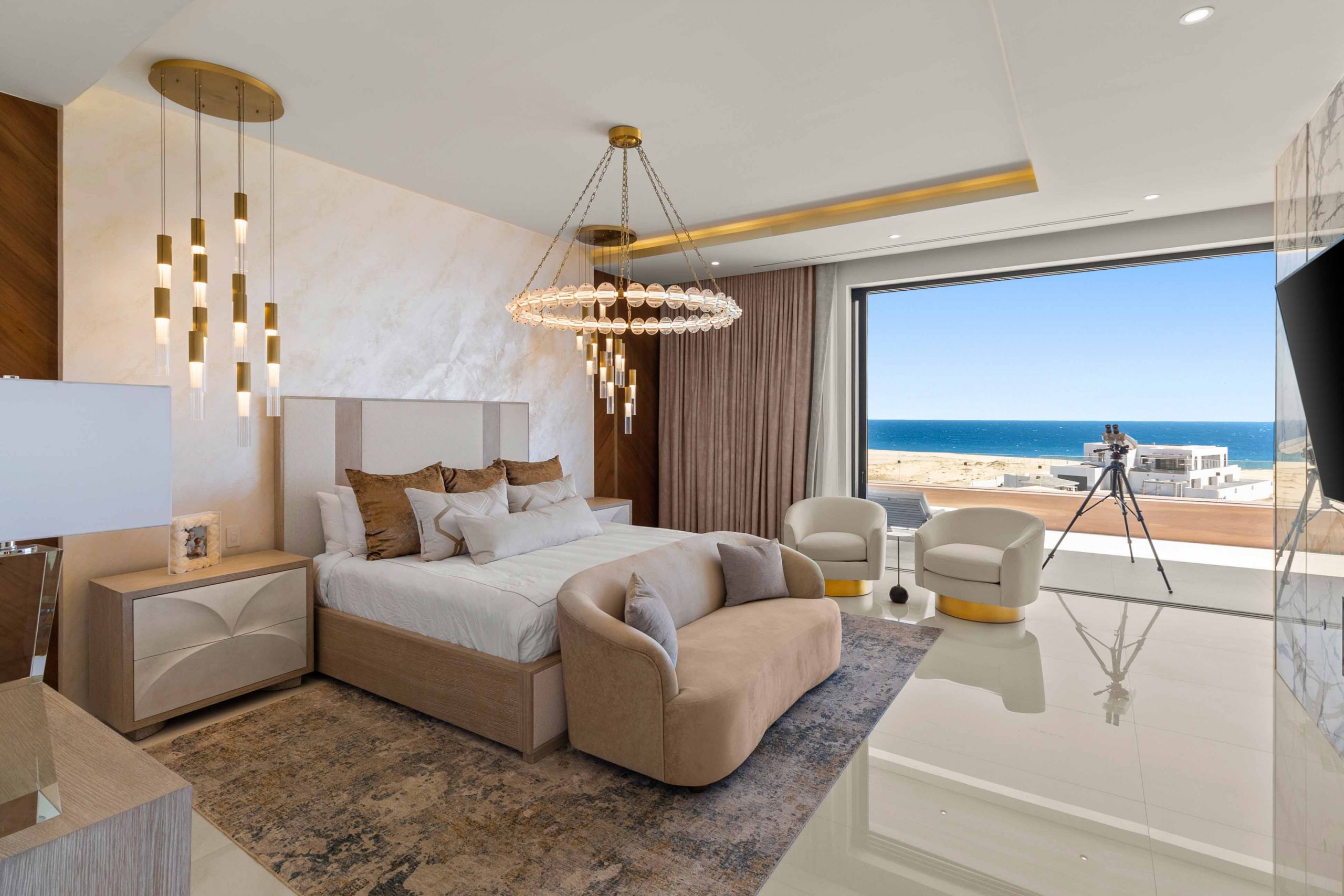29 Diamante Blvd