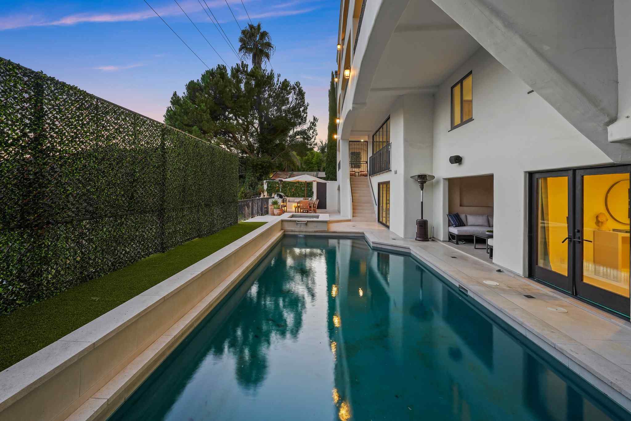 7212  Mulholland Dr.