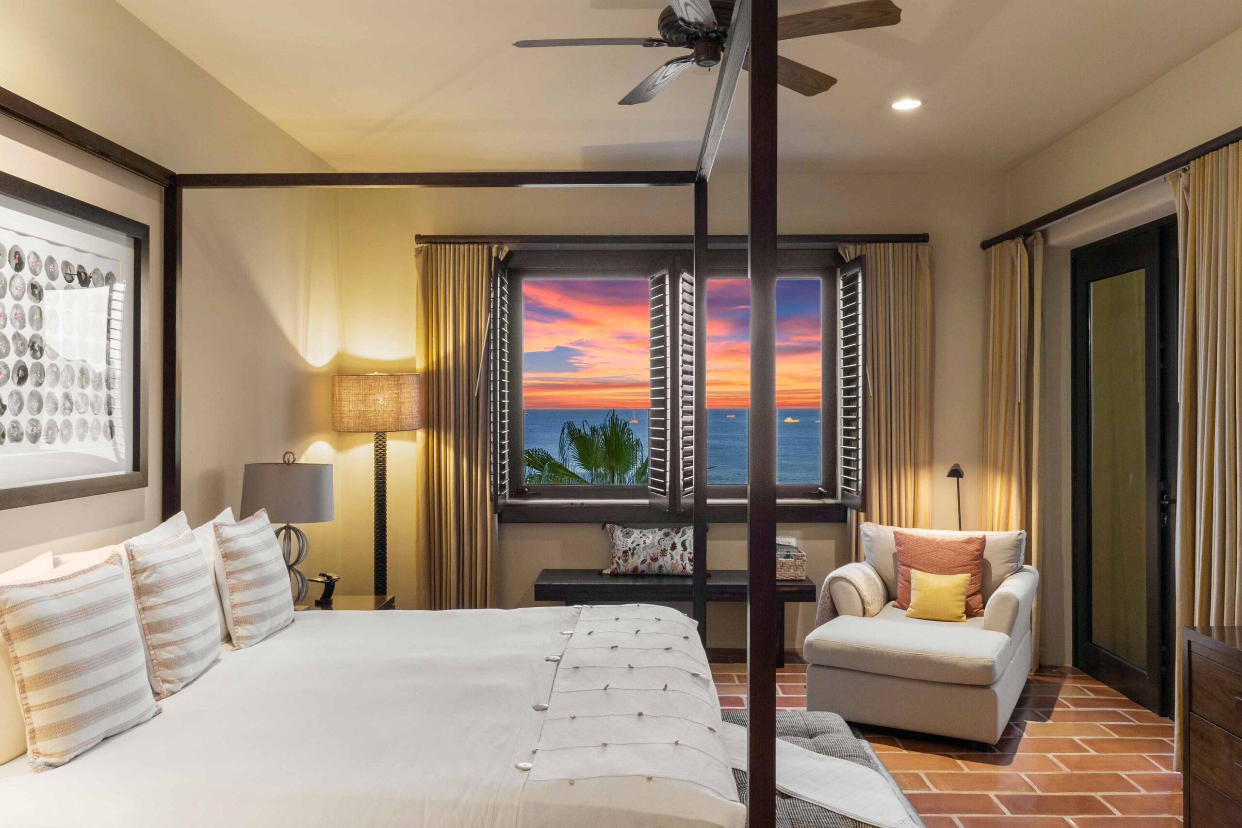 Residence 1-403, Hacienda Beach Club