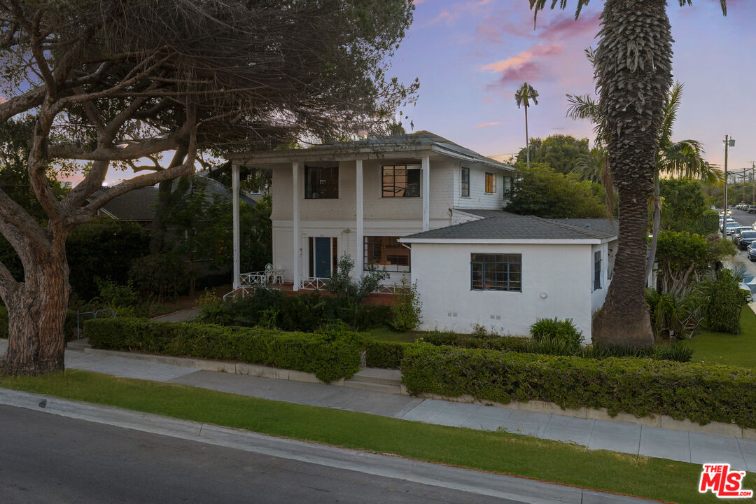 333  Anapamu St