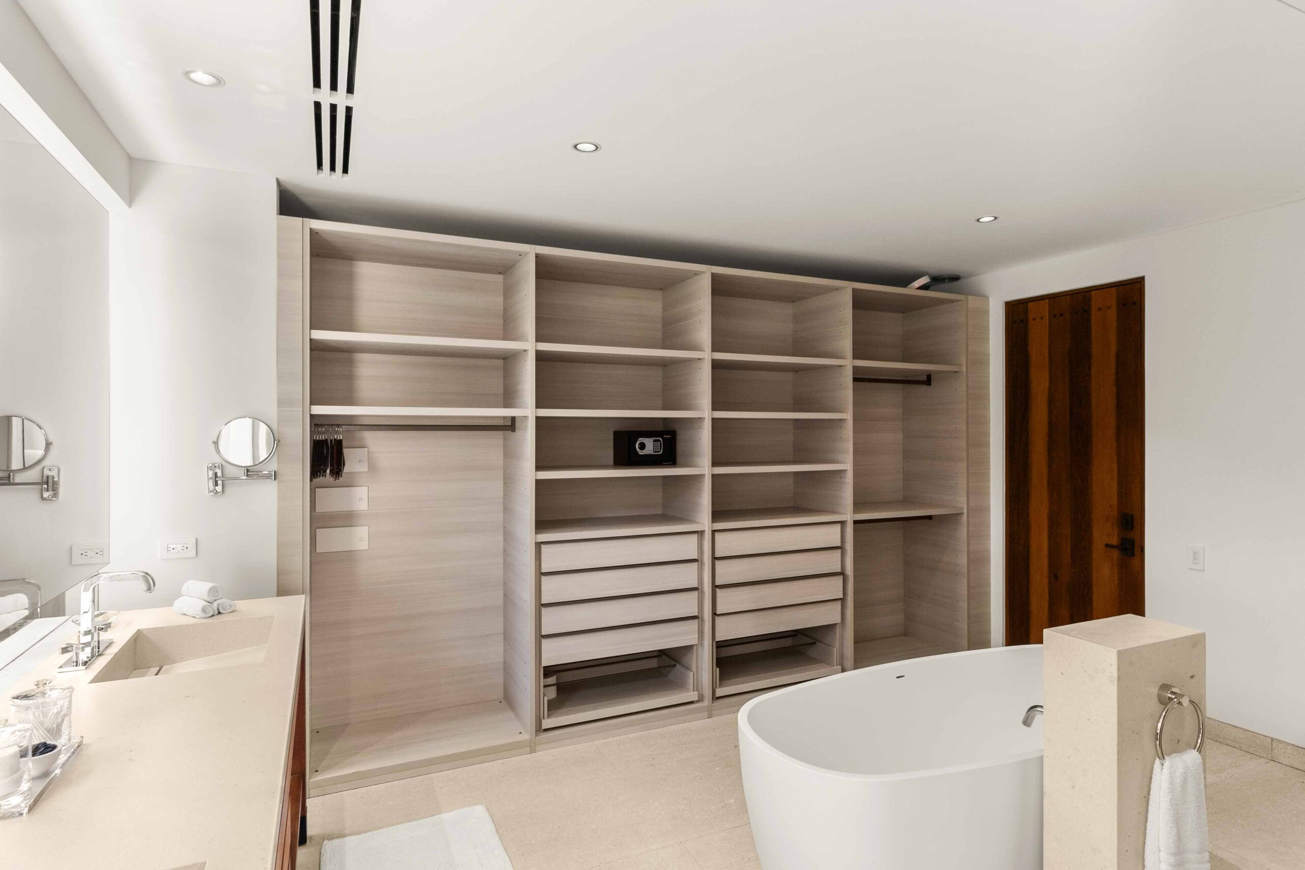 10  The Enclave, Zadun Residences