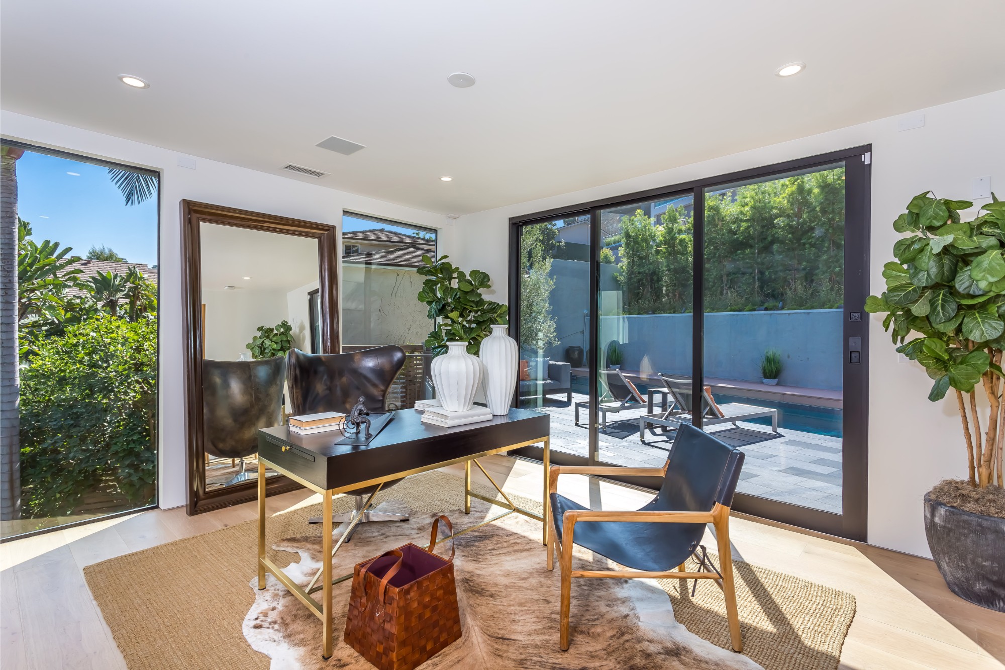 1490 Sunset Plaza Dr.