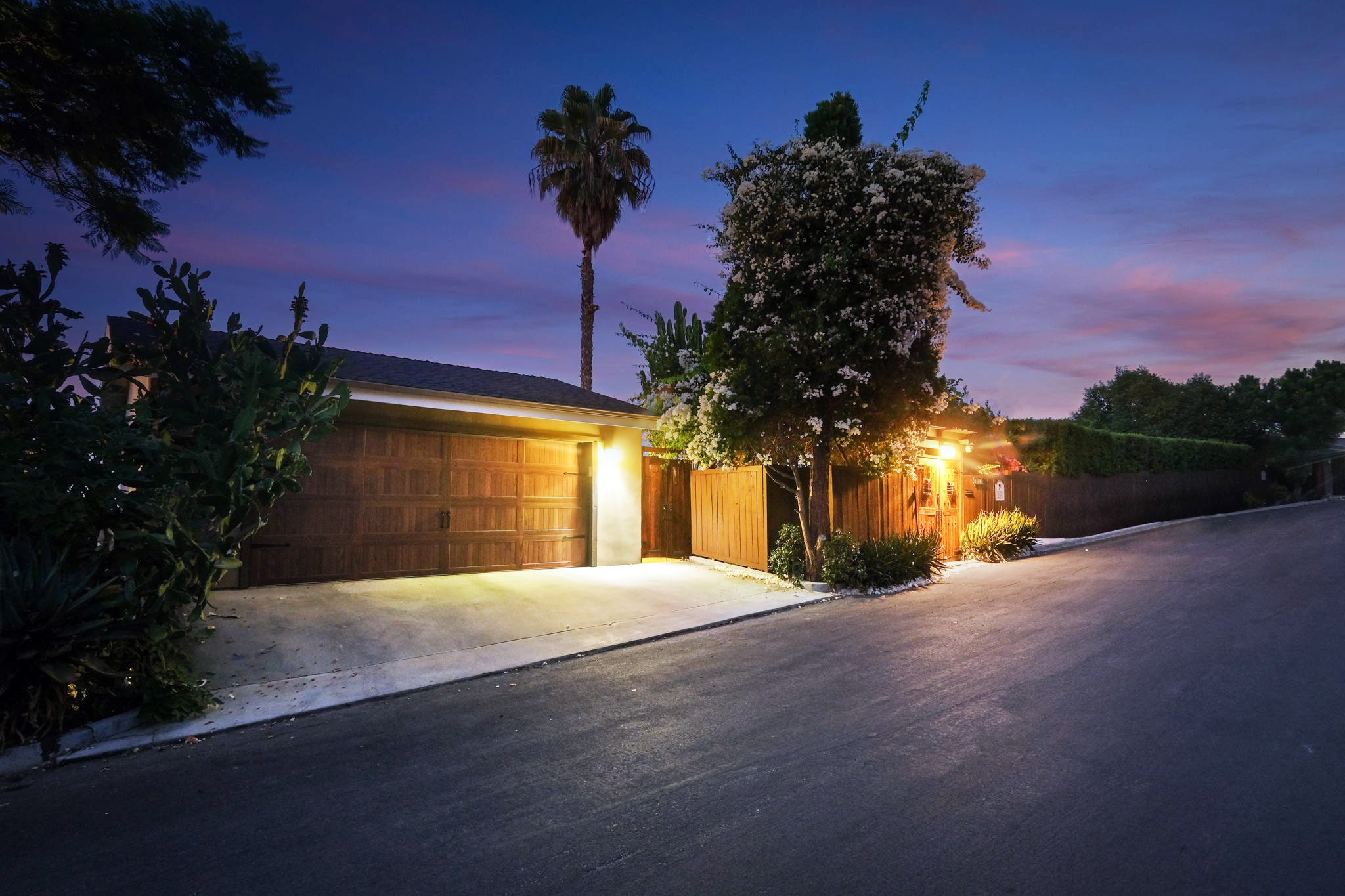 11453 Laurelcrest Dr.