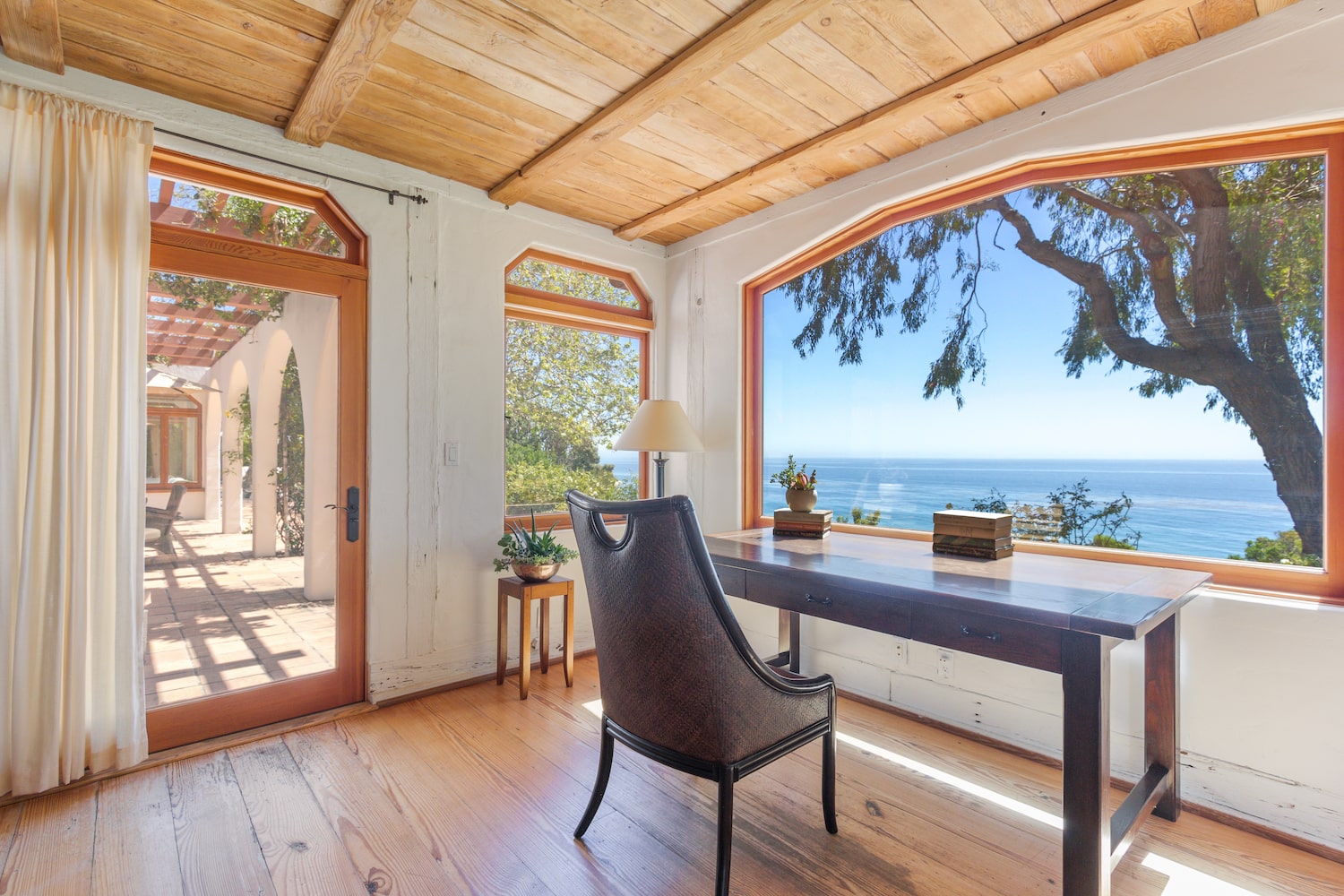 Residential for sale in Malibu, California, 31724C1760329106997