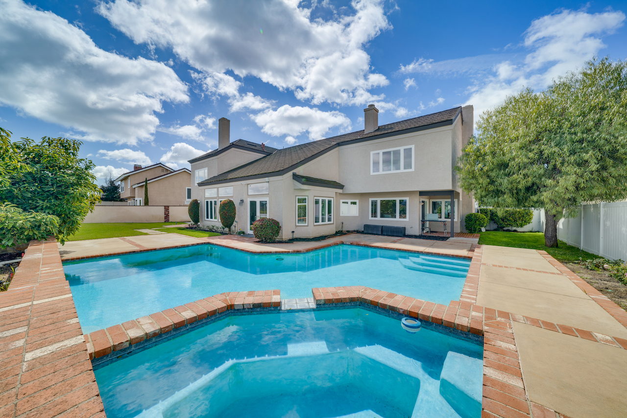 26102  Spur Branch Ln.