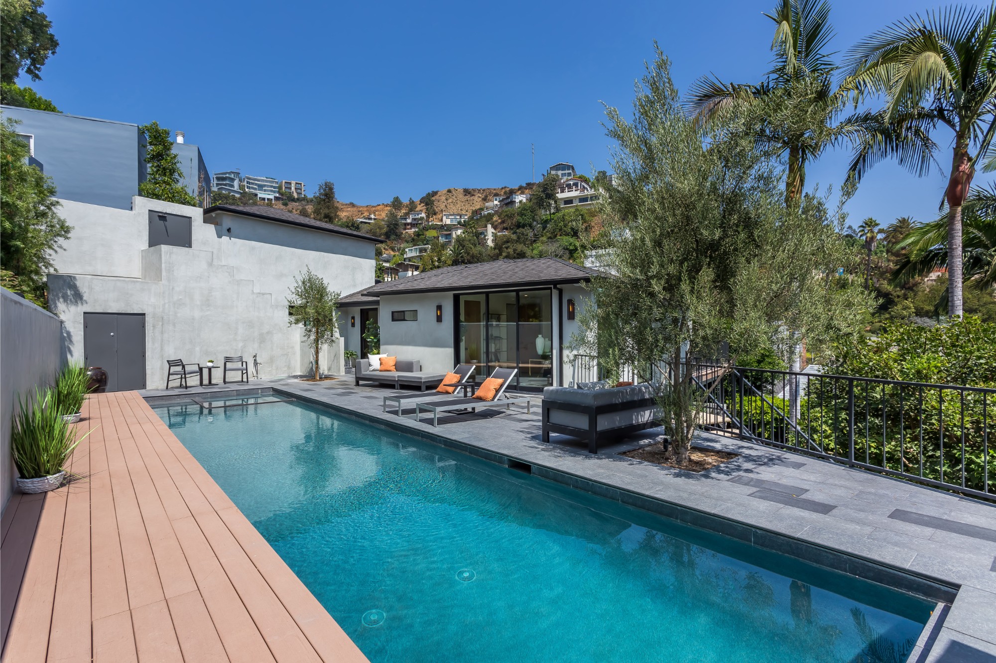1490 Sunset Plaza Dr.