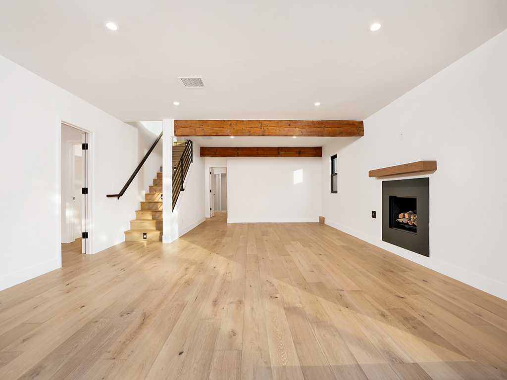 210  Avenida San Antonio