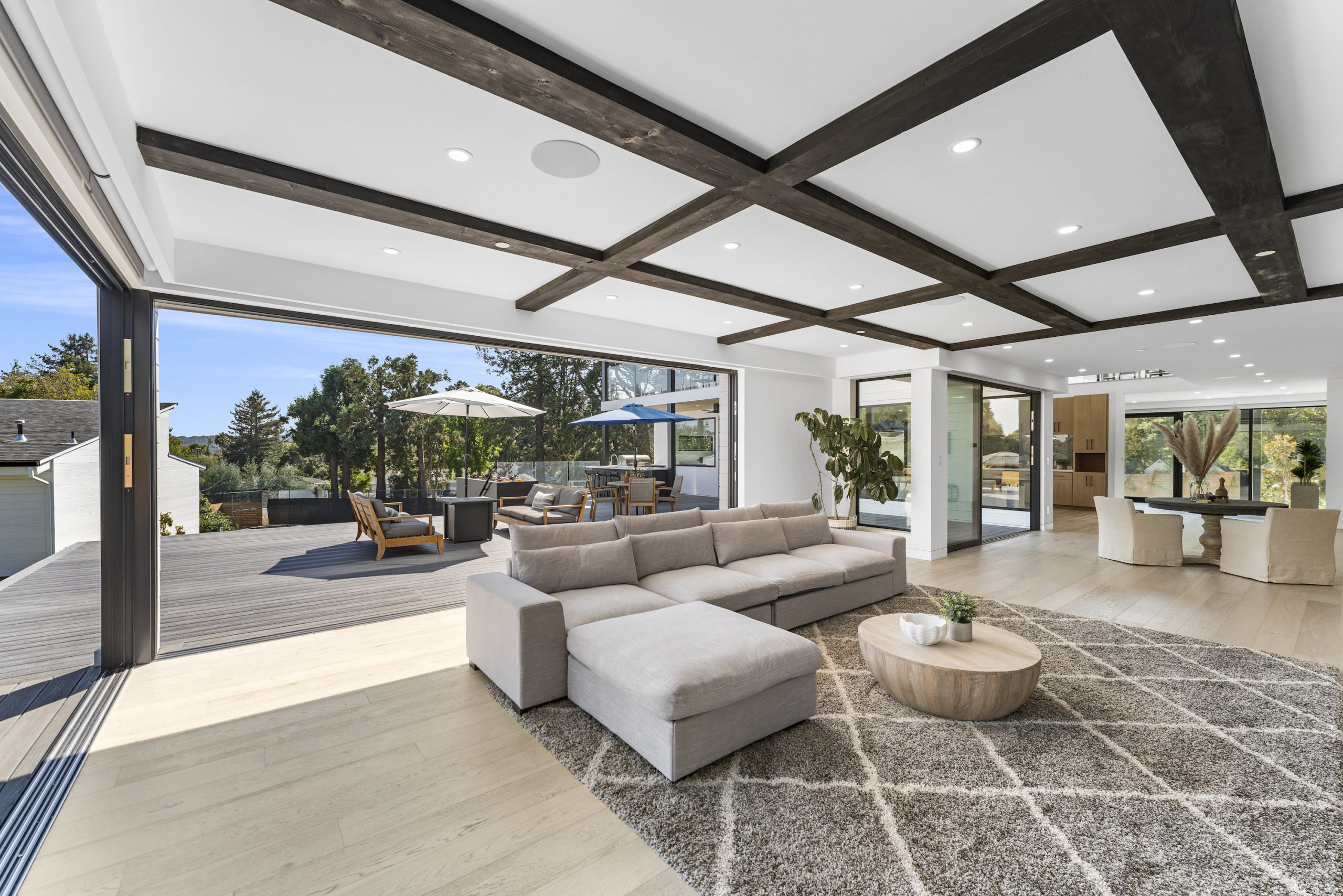 17 Moncada Way