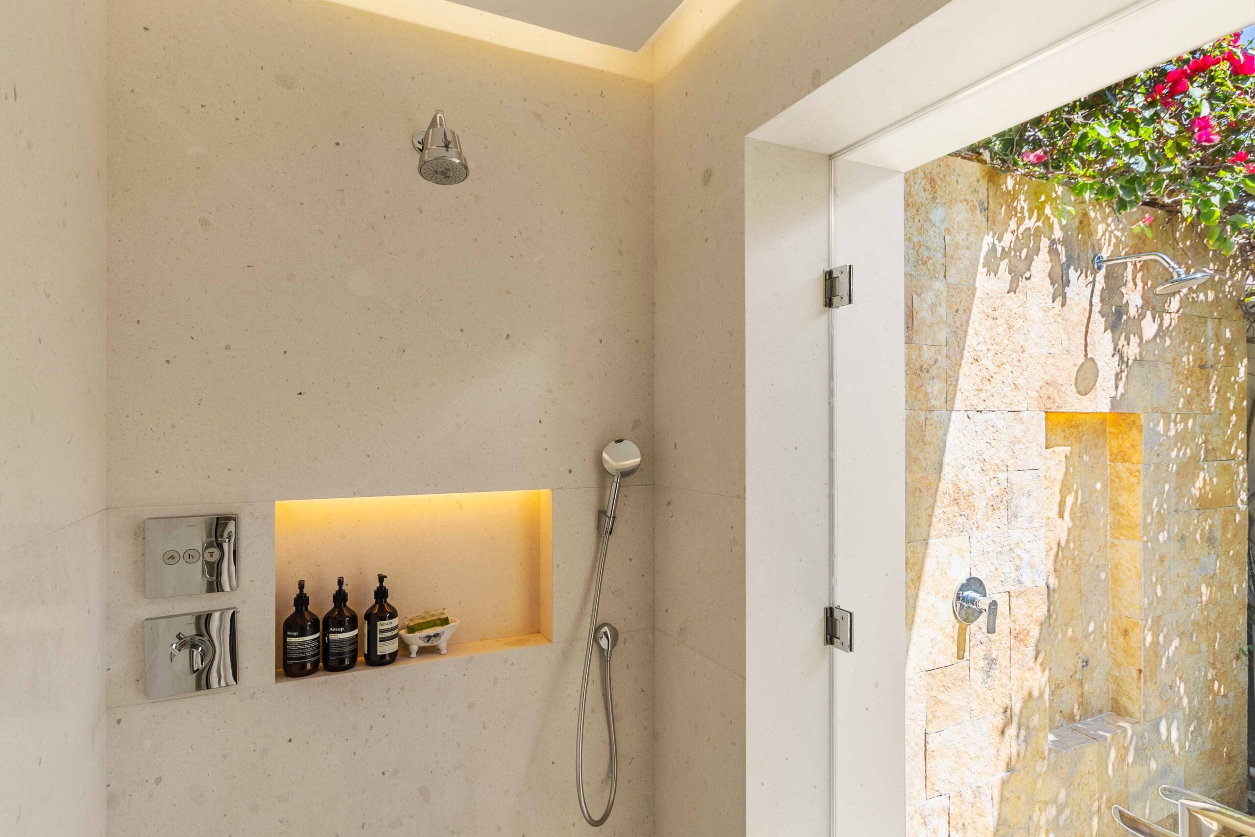 10  The Enclave, Zadun Residences