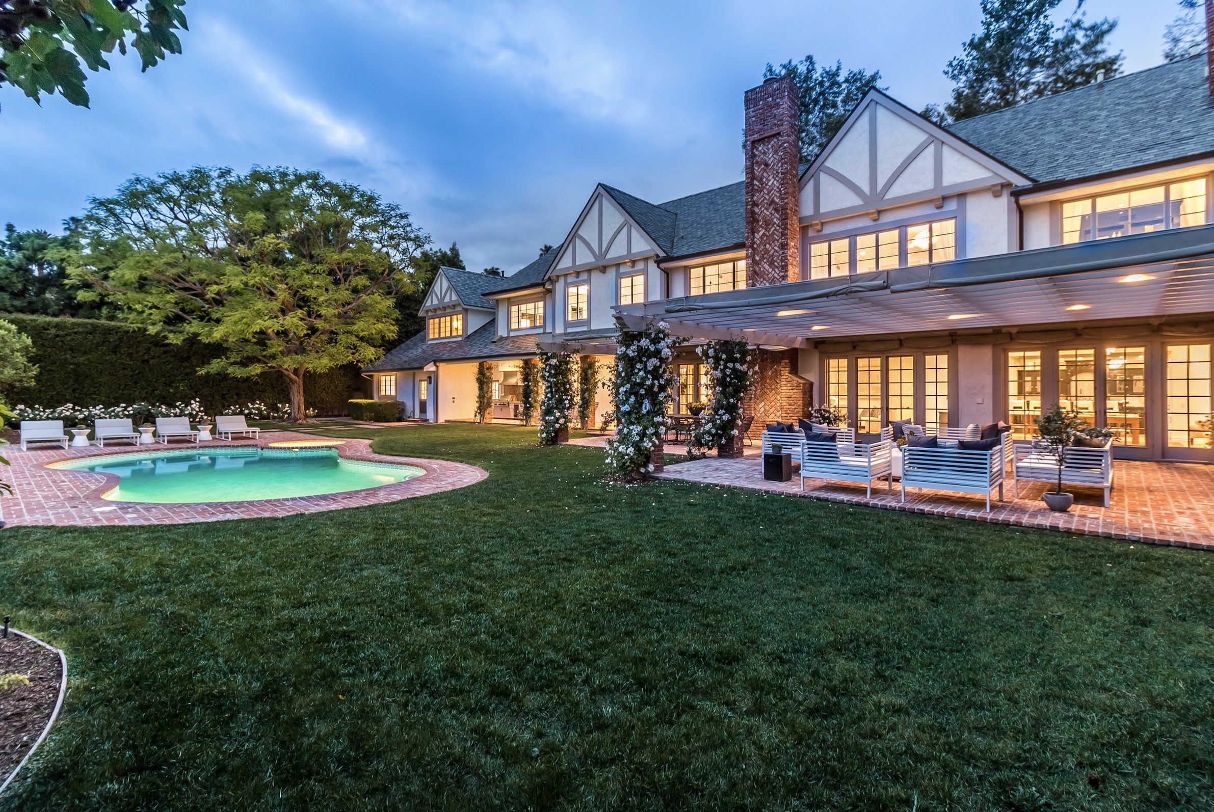 807  N. Crescent Dr