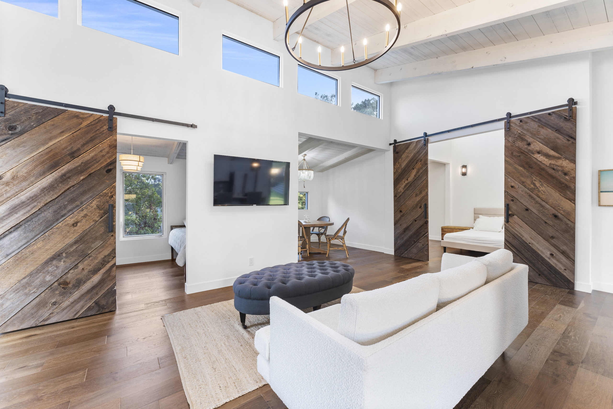 17 Moncada Way