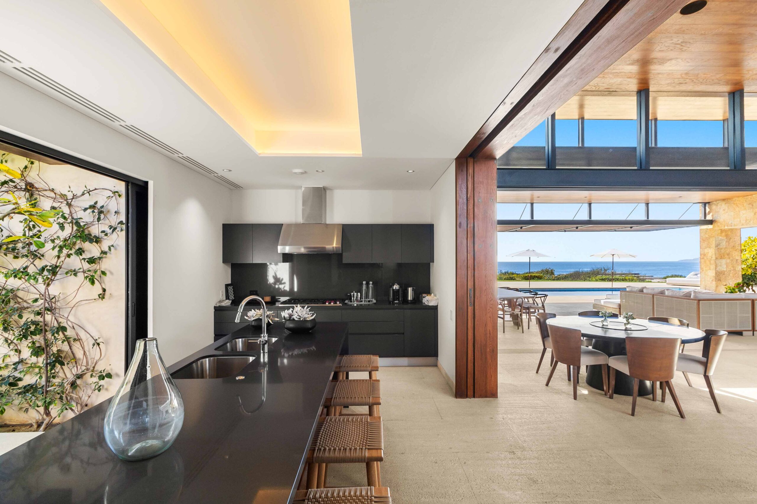 10  The Enclave, Zadun Residences