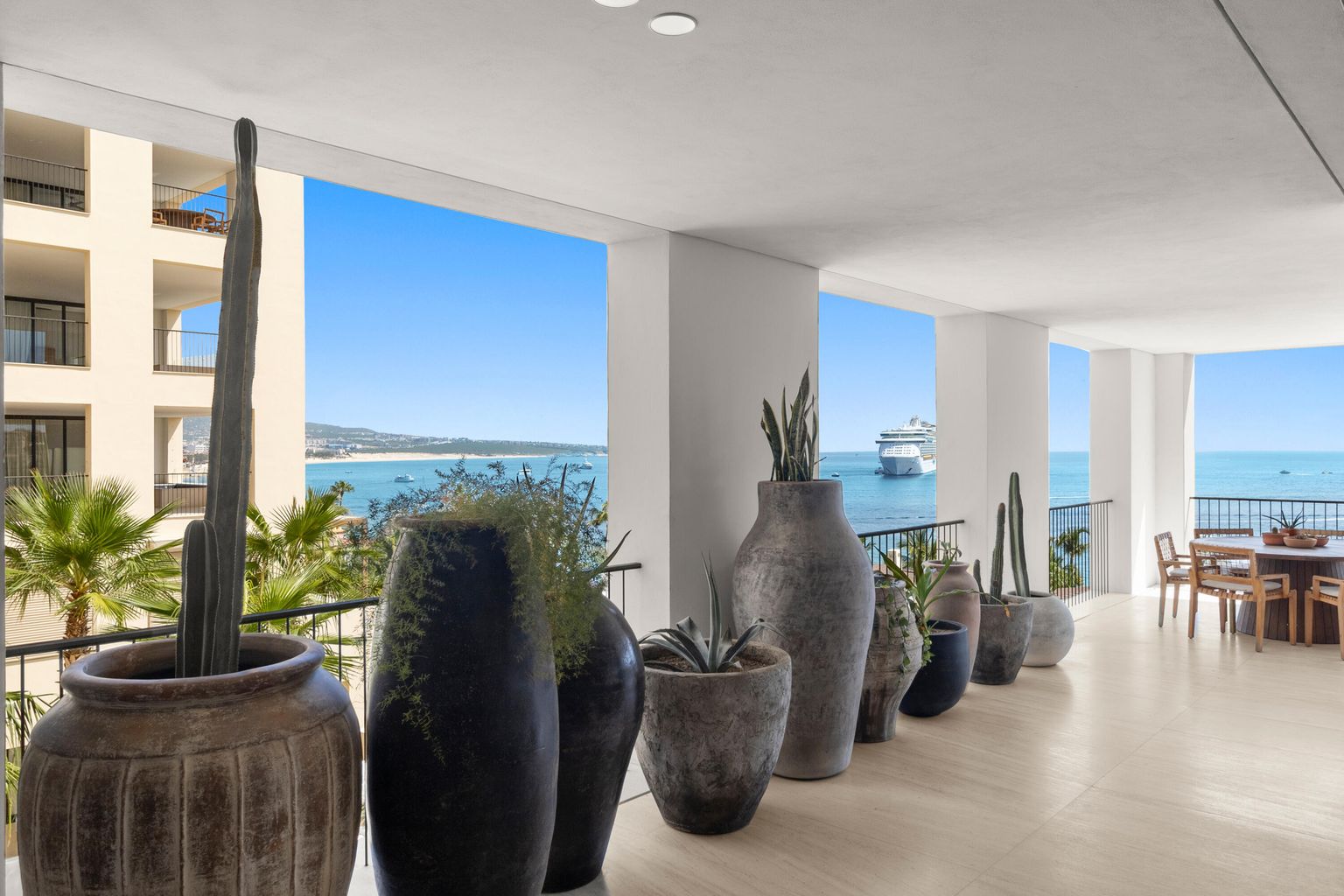 Residence 7-302 Hacienda Beach Club Phase 2