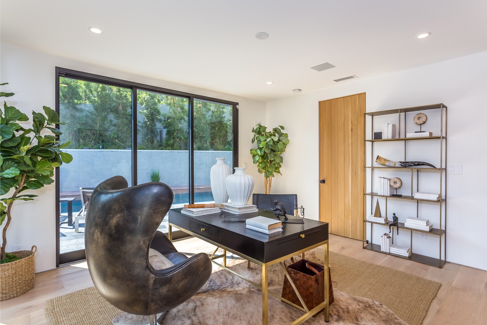 1490 Sunset Plaza Dr.