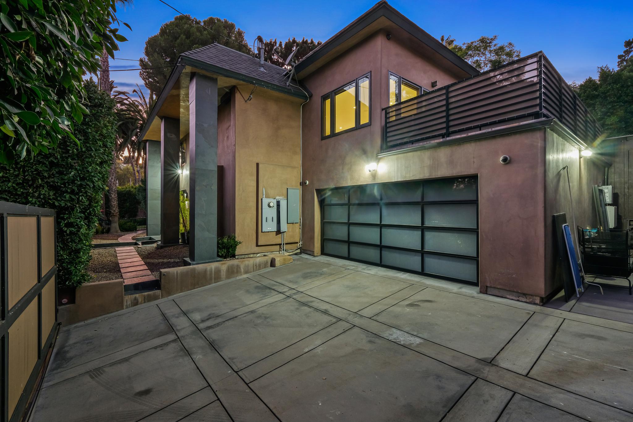 2161 N. Bronson Ave.