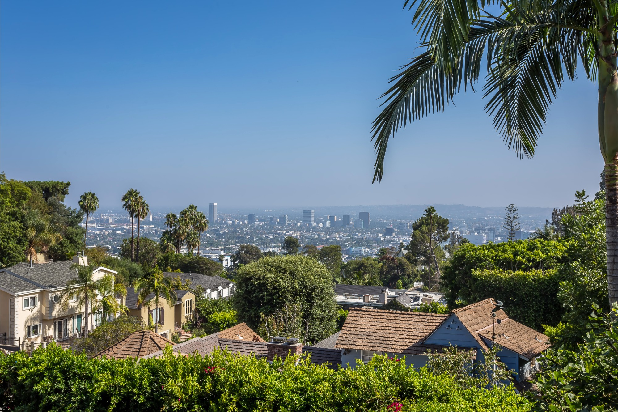 1490 Sunset Plaza Dr.