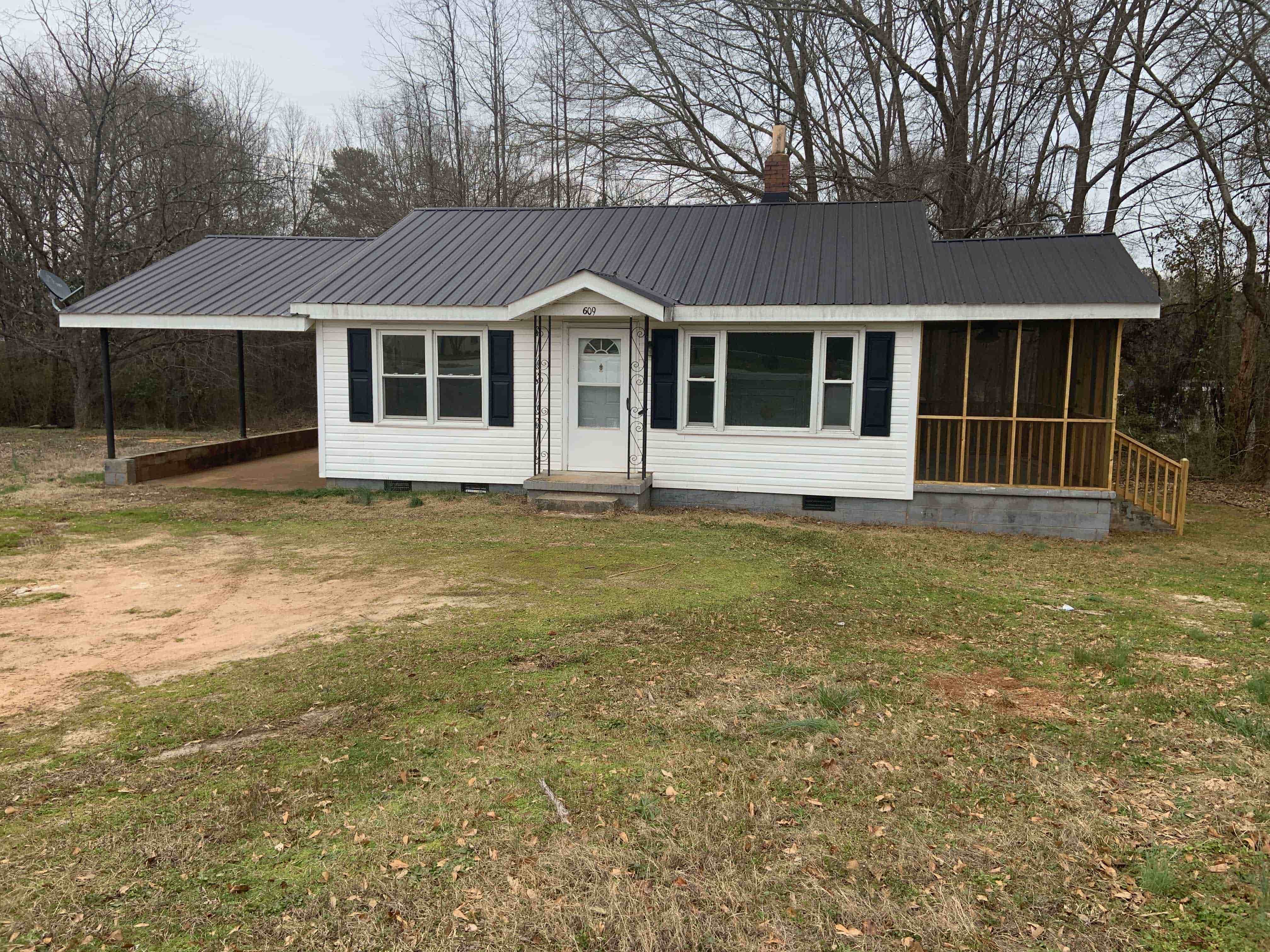 609 Hurricane Creek Road