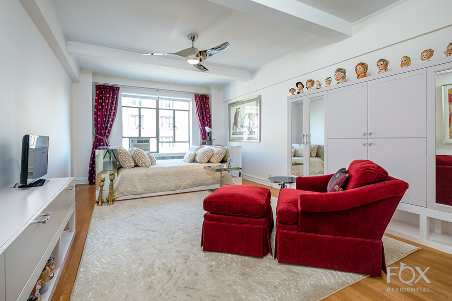 565 West End Avenue 11D