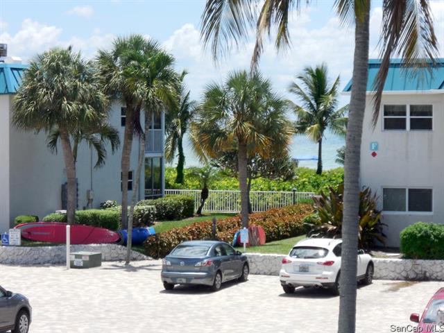 Robert Coscia, Listing Agent
