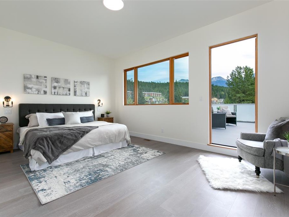 8468 Bear Paw Trail