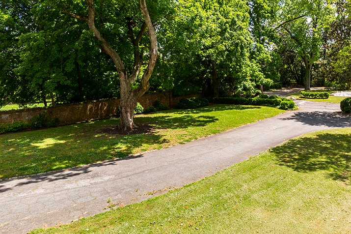 1234 Rothesay Circle