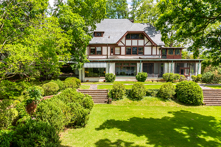 1234 Rothesay Circle