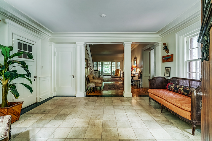 1234 Rothesay Circle