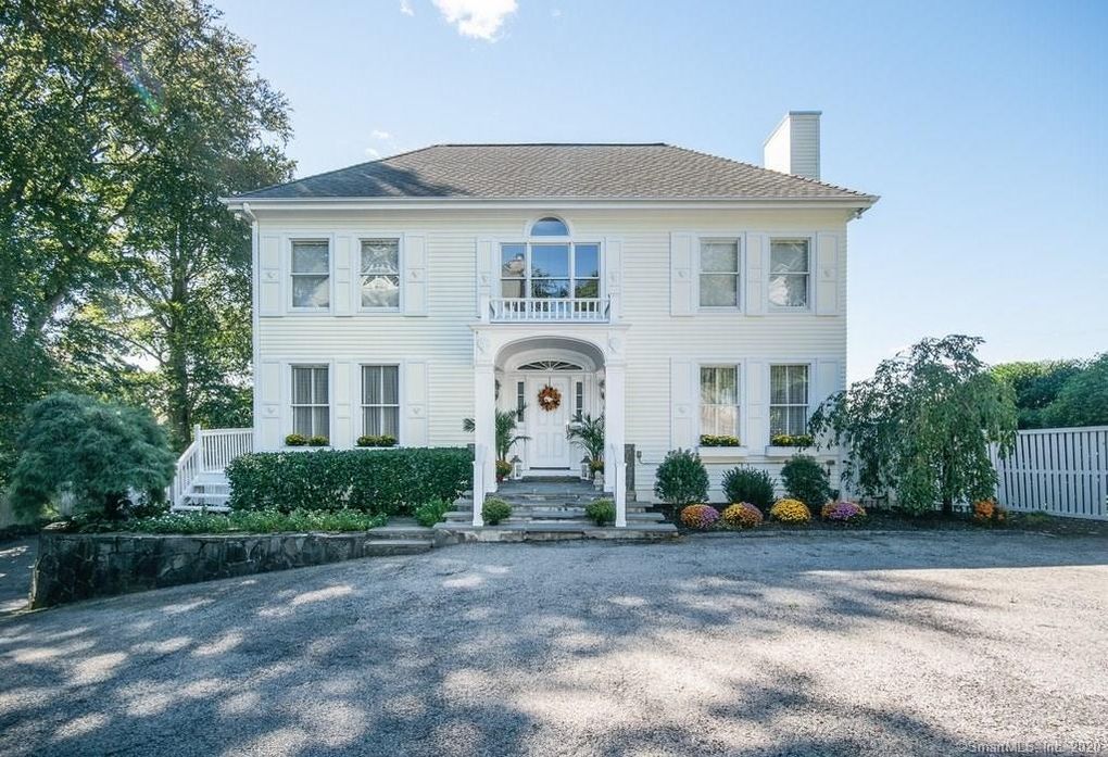 203 Ocean Drive West