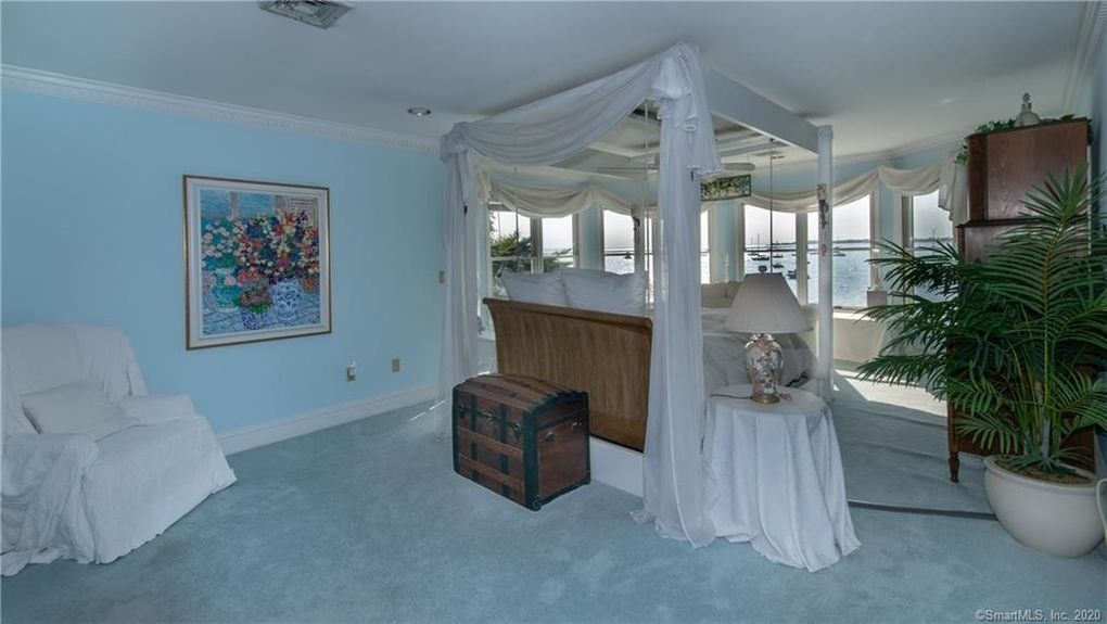 203 Ocean Drive West