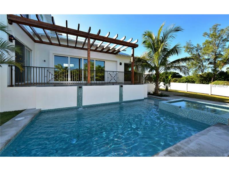 607 Triton Bend