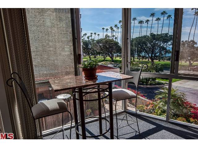 515 Ocean Ave 404N