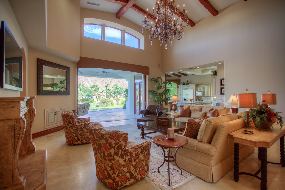 52868  Claret Cove