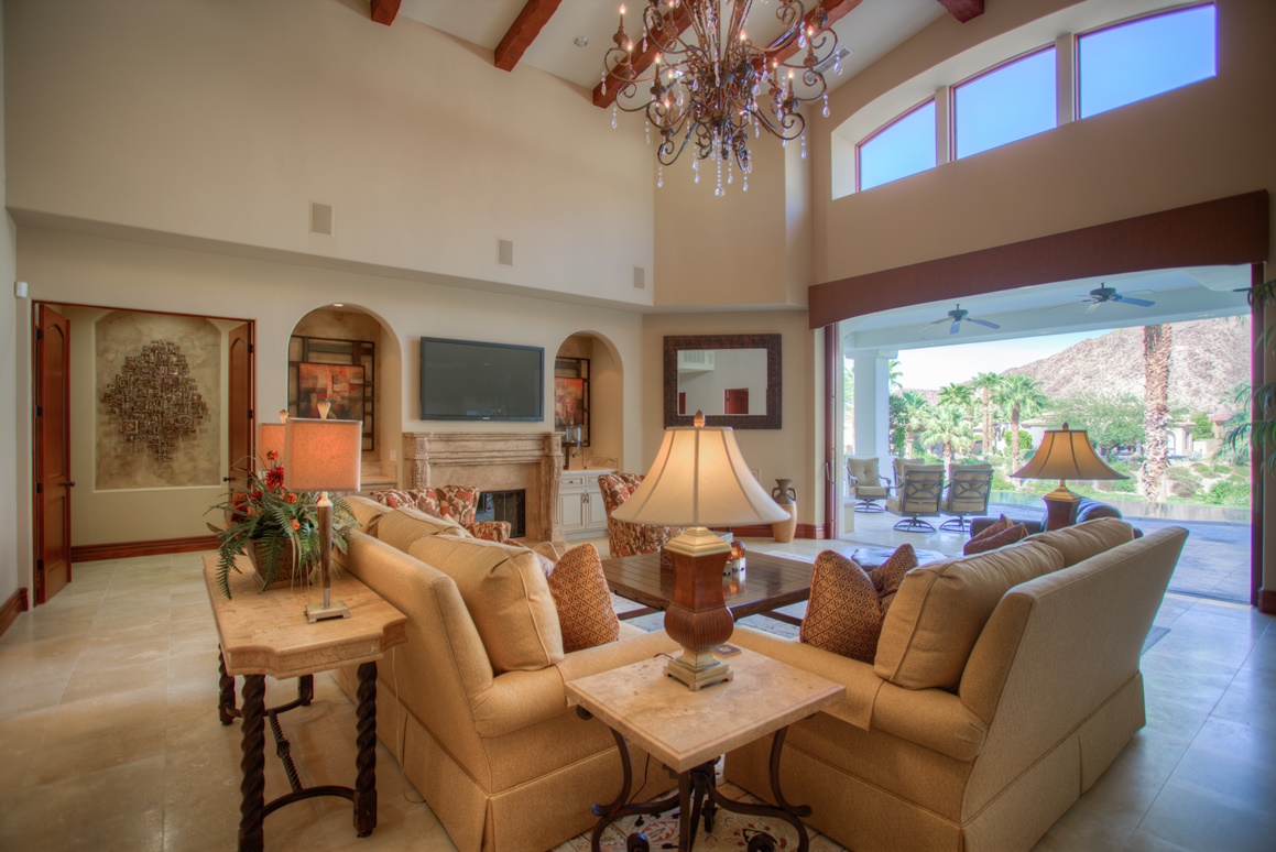 52868  Claret Cove