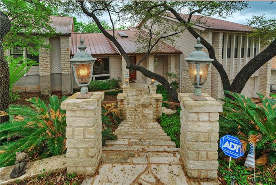 4801 Twin Valley Dr