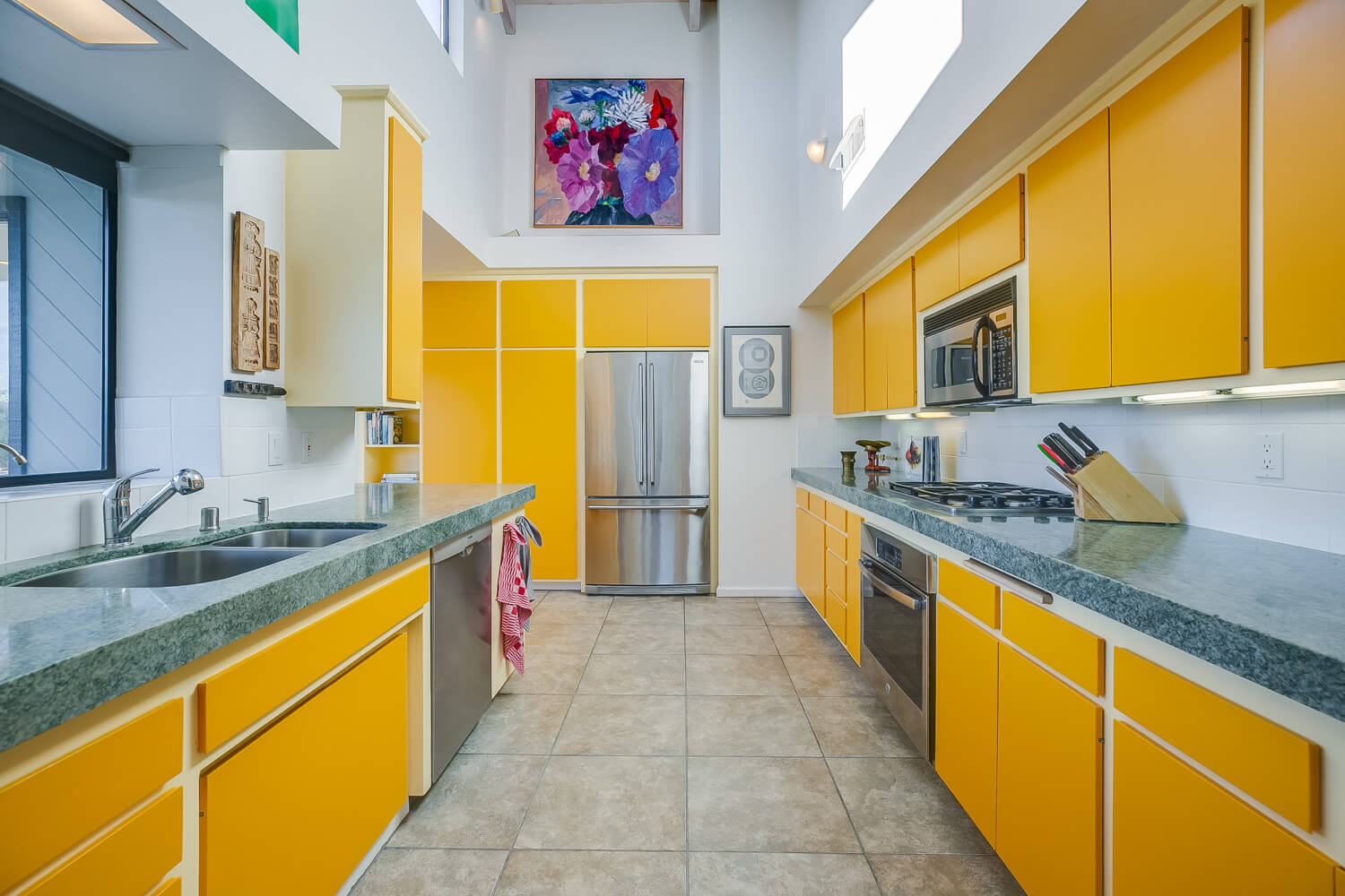 801 Del Oro Drive