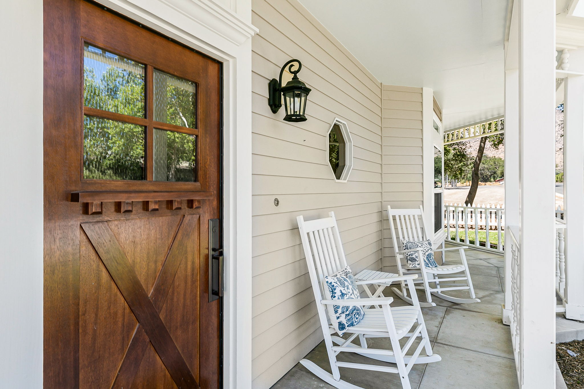 421 Los Alamos Dr