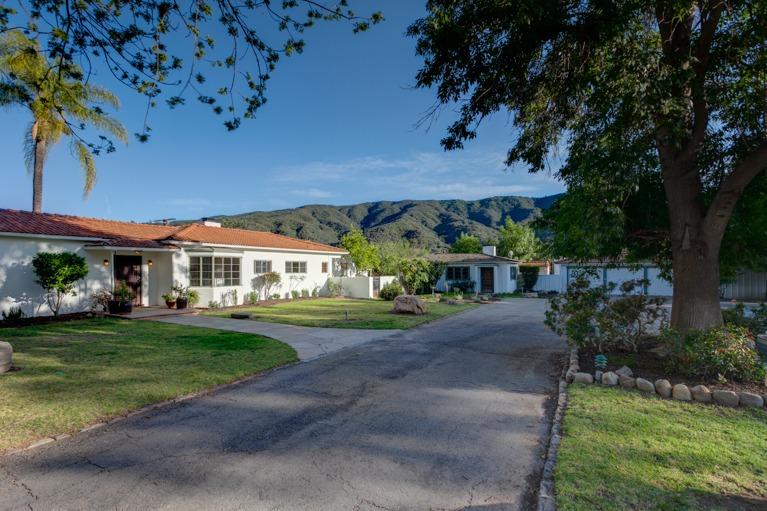 2296 Ojai Avenue