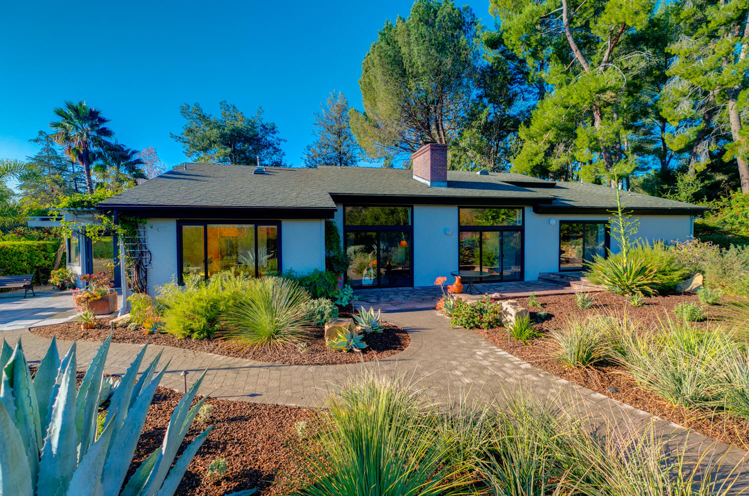 801 Del Oro Drive