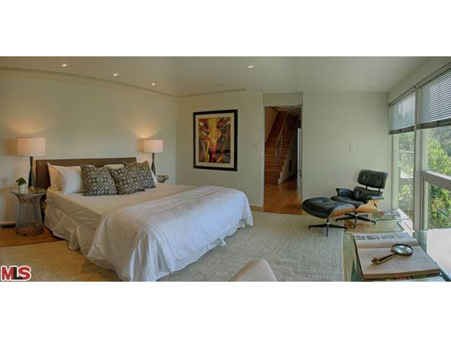 8626 Skyline Drive