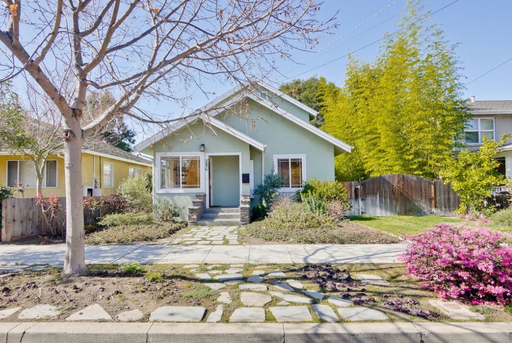 286 Pettis Avenue