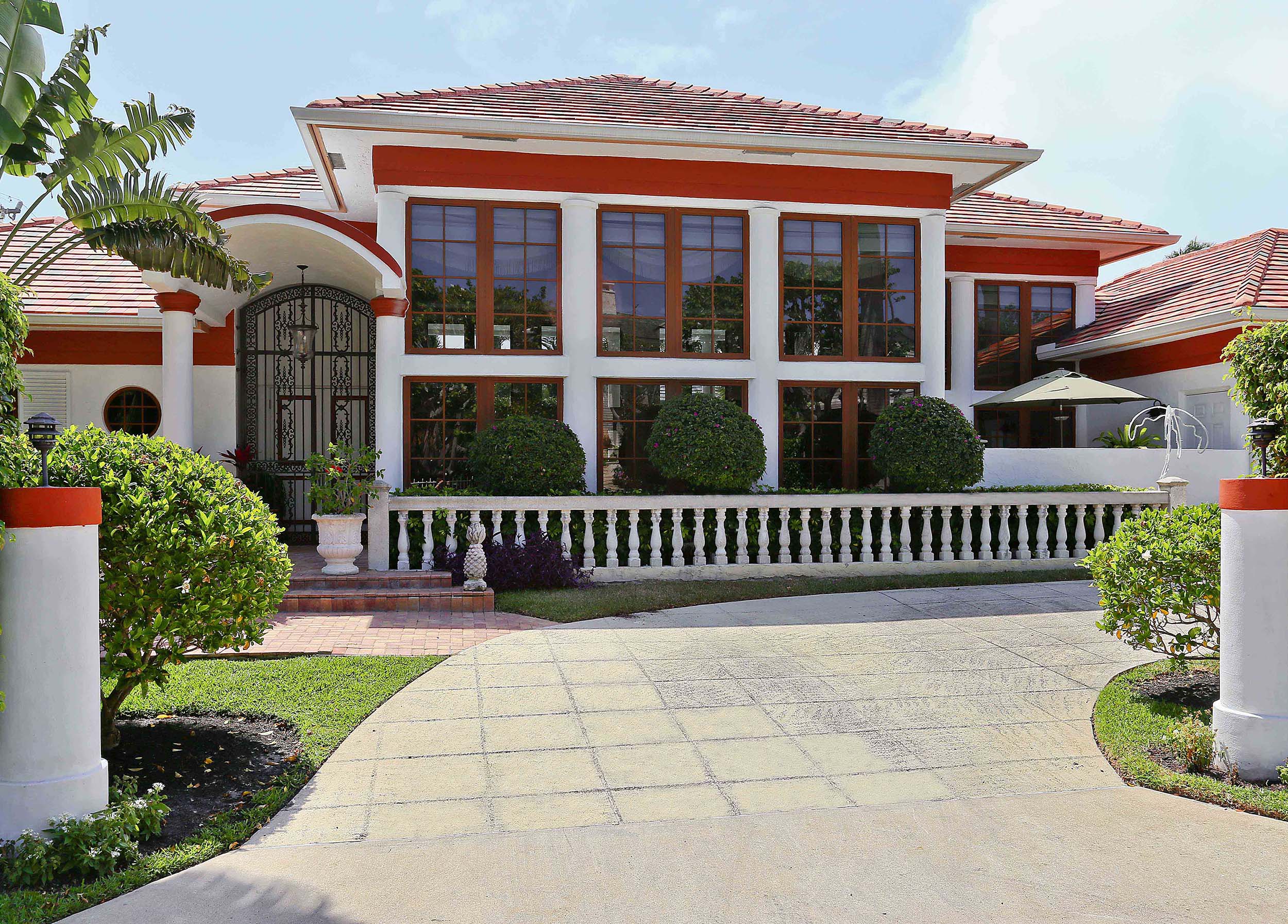 1236 N. Ocean Way
