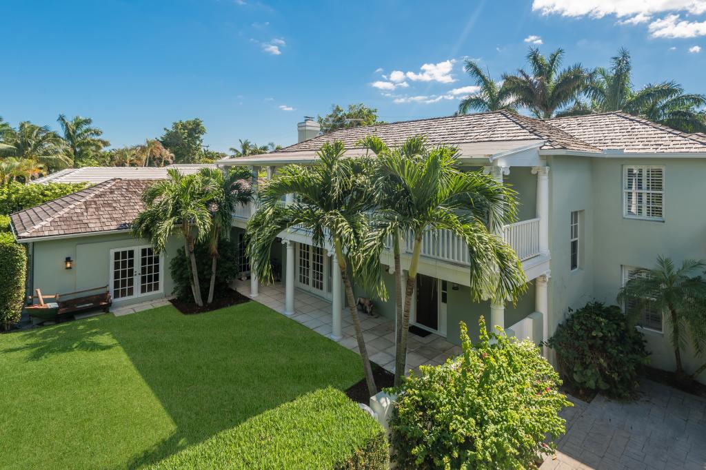 152 Reef Road